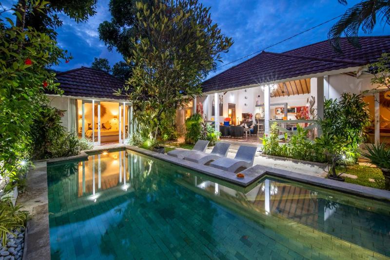 Villa Fendi Seminyak - image 1