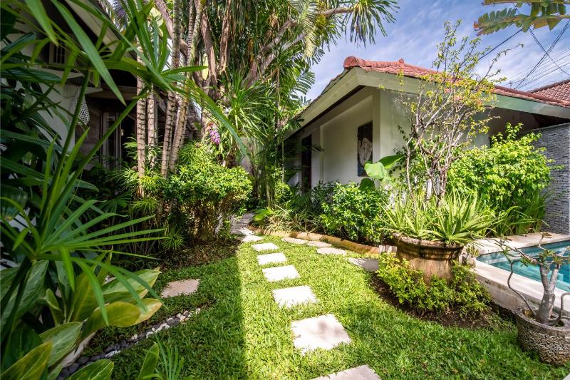 Villa Fendi Seminyak - image 18