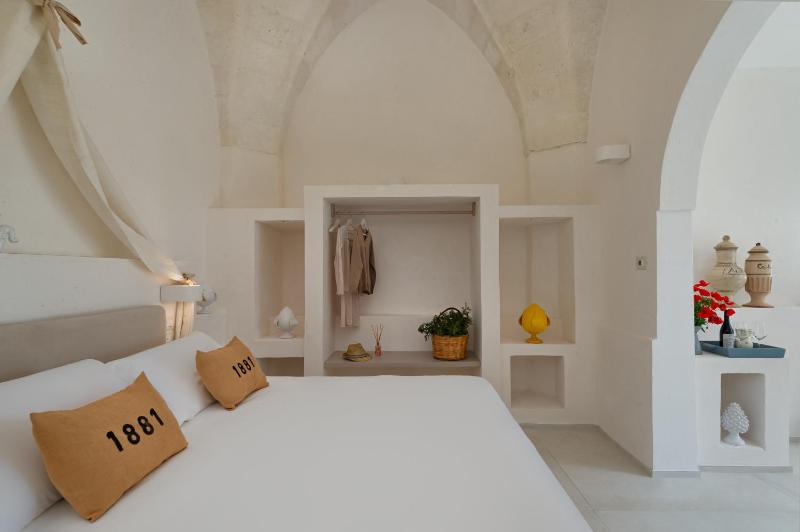 Junior Suite with Private Pool image 4