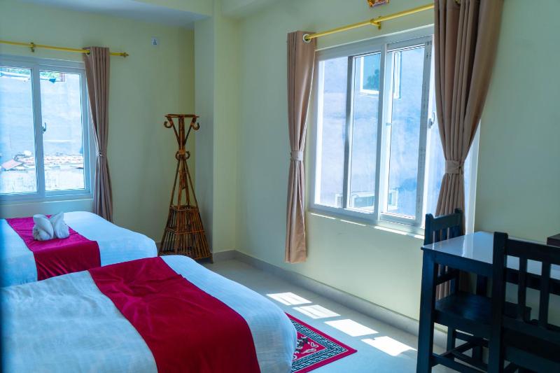 Hotel Pokhara Suites - image 13