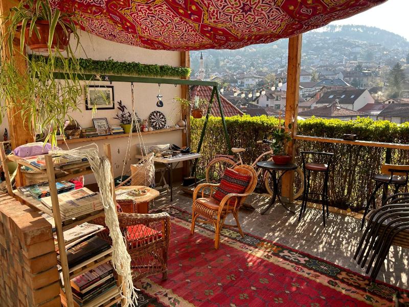 Apartment with Garden View image 1