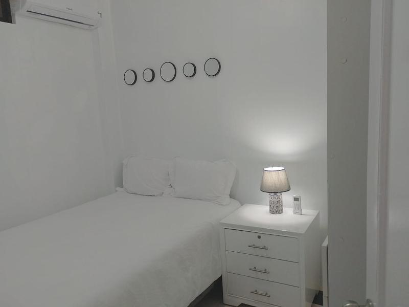 Comfortable 3-Bedroom Apartment close to the American Consulate - image 9