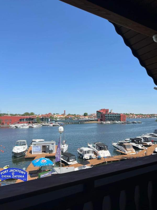 Double Room with Lake View image 4