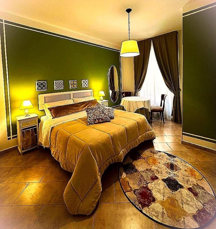 Classic Triple Room image 3