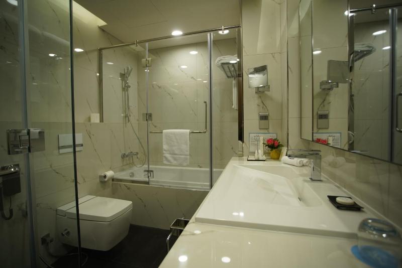 C - Hotel and Suites Doha - image 15