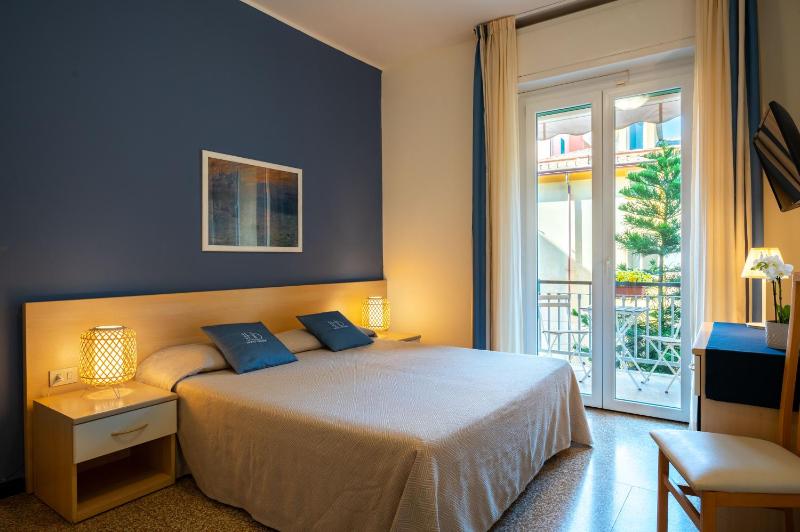 Double or Twin Room with Balcony image 3