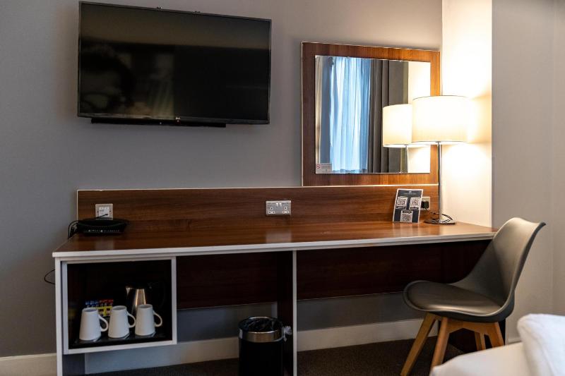 King Room - Disability Access image 1