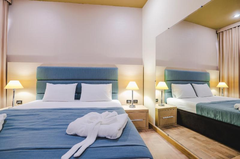 Ministry Suite with Sea View image 2