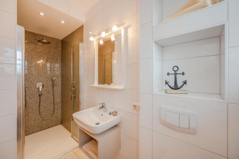 Double Room image 2