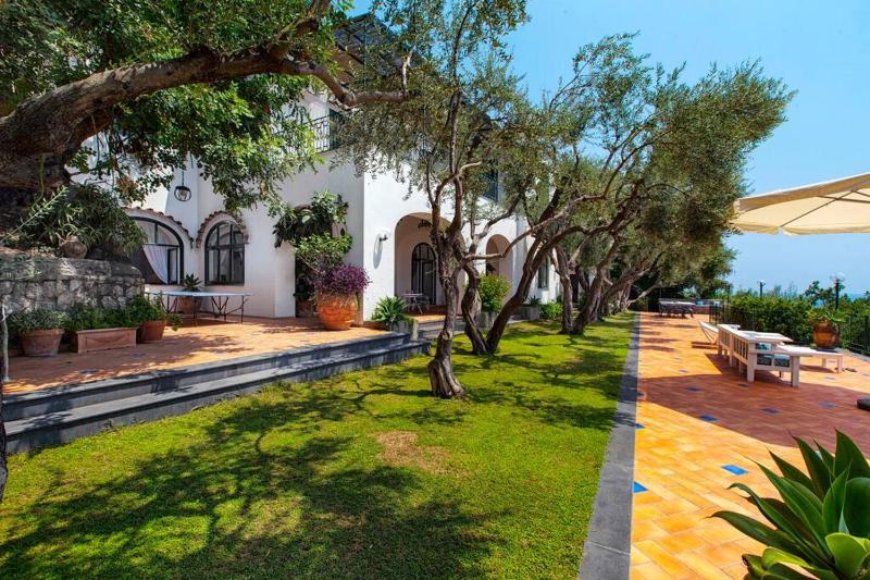 La Villa Positano - Luxury villa with private sea access - image 12
