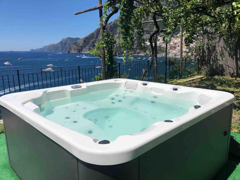 La Villa Positano - Luxury villa with private sea access - image 2