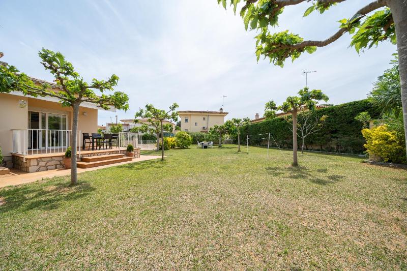 Villa Mercedes - image 12