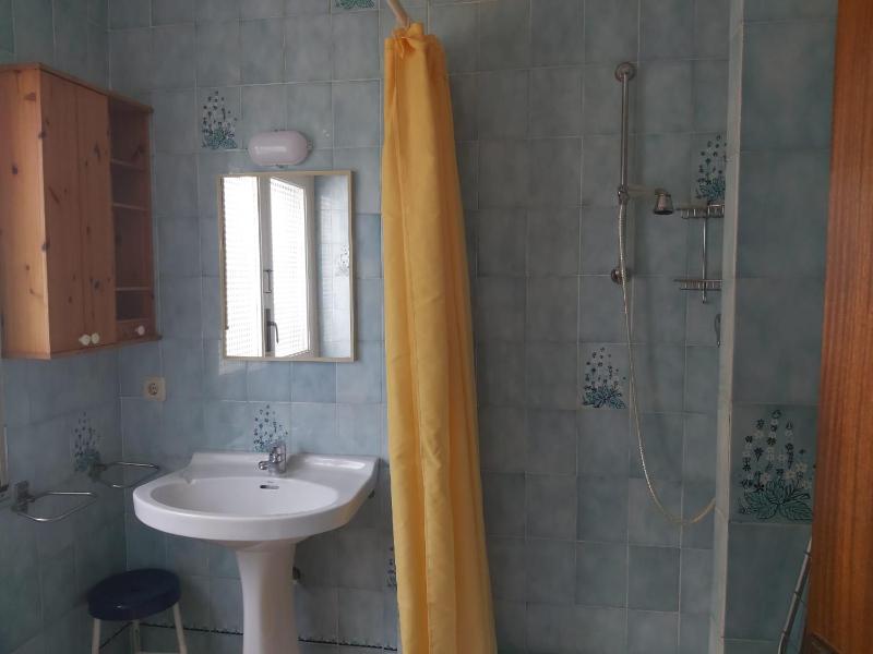 APARTAMENT AMB GRAN TERRASSA - image 12