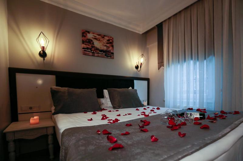 Nova City Hotel - image 14
