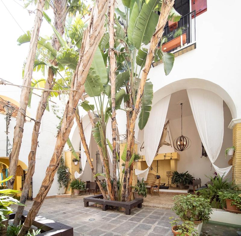 La Casa 1832 Boutique - image 13