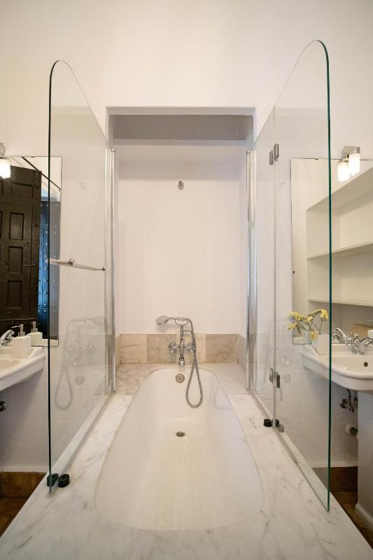 La Casa 1832 Boutique - image 24