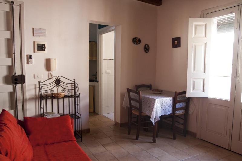 4Roomsrelax - image 22