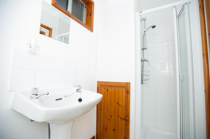 One-Bedroom Chalet - Twin image 3