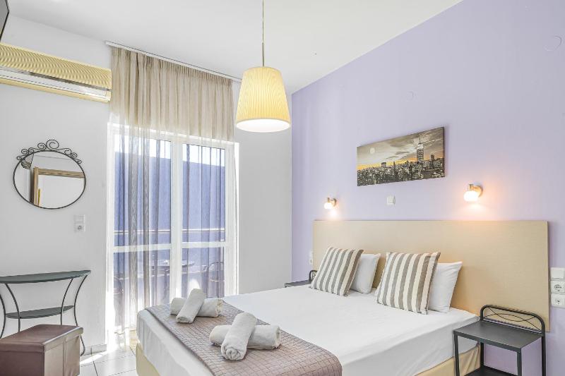 Superior One-Bedroom Apartment (2 Adults) image 1