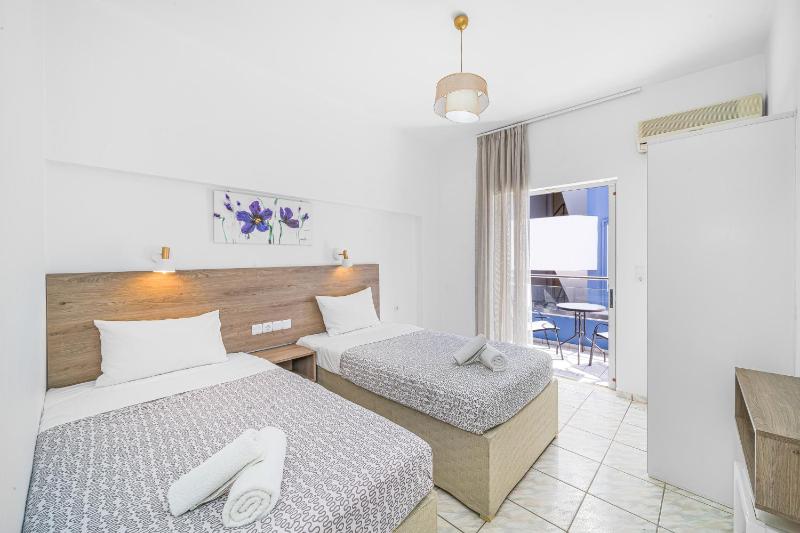 Superior One-Bedroom Apartment (3 Adults) image 1