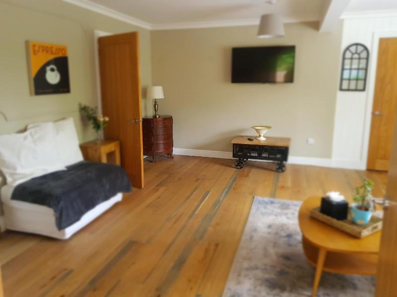 Apartment image 3