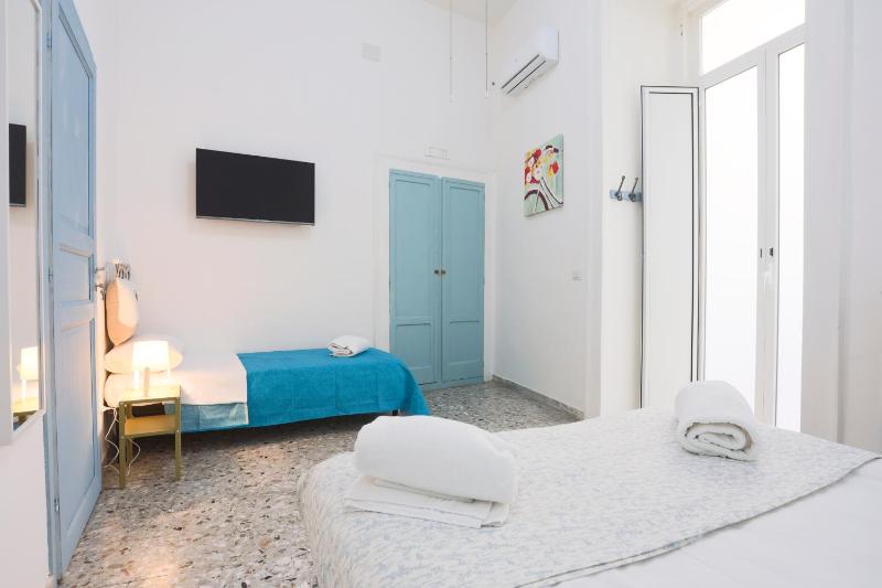 GuestHost - New Start Panoramic Apartment - image 2