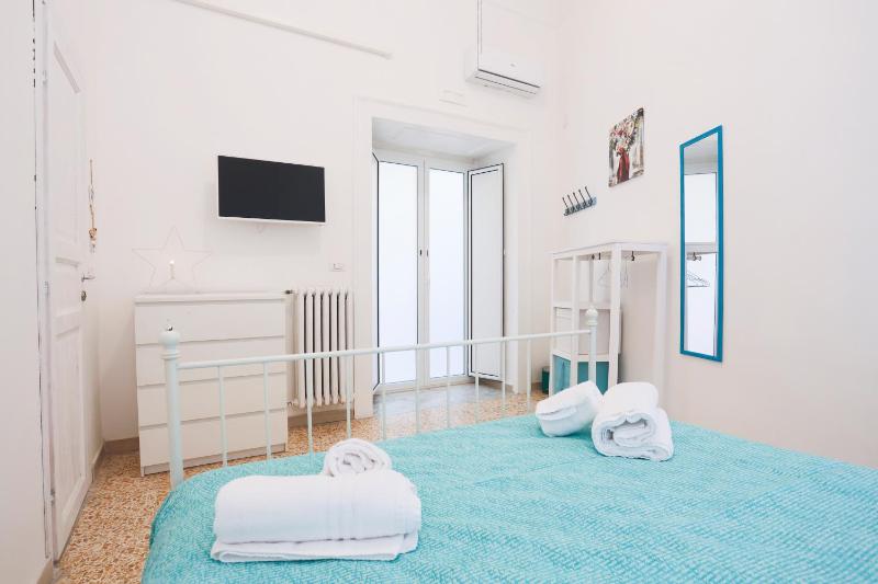 GuestHost - New Start Panoramic Apartment - image 11