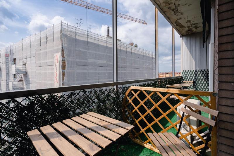 Double or Twin Room with Shared Bathroom image 2