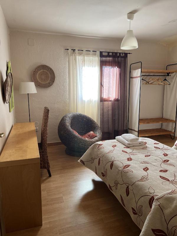 Five-Bedroom House image 4