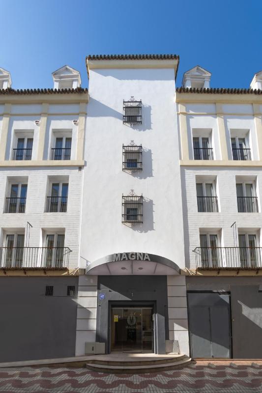 Apartamentos Magna Sevilla - image 7