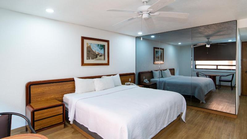 Hotel San Lucas - image 24