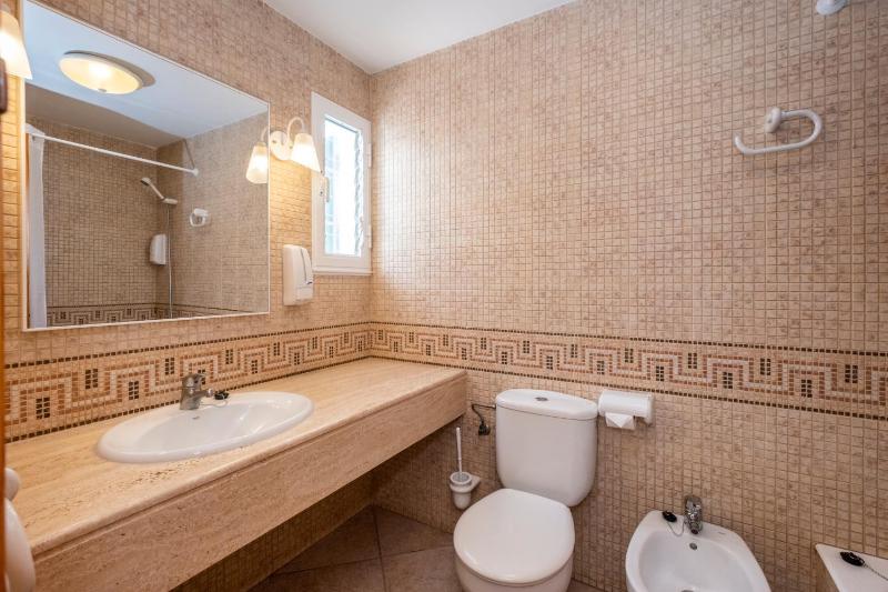 Three-Bedroom House image 2