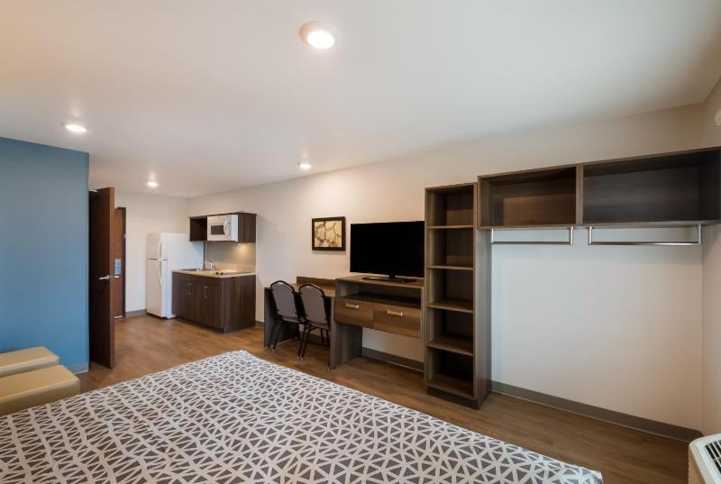 WoodSpring Suites Austin Central - image 14