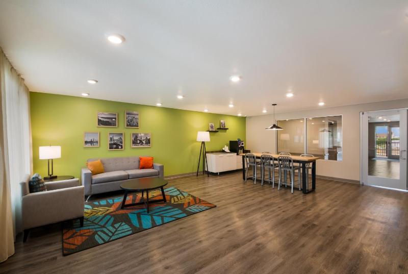 WoodSpring Suites Austin Central - image 4