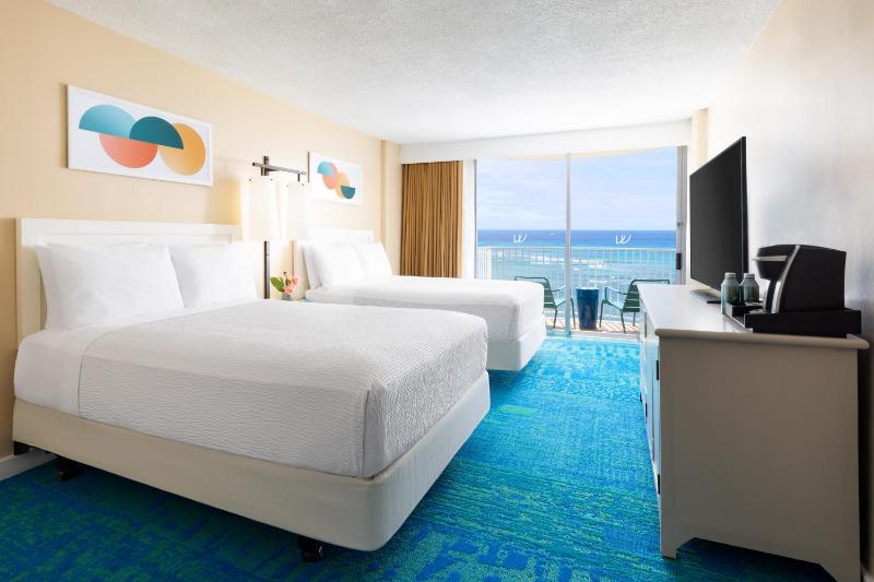 Premier Double Room with Oceanfront View image 3