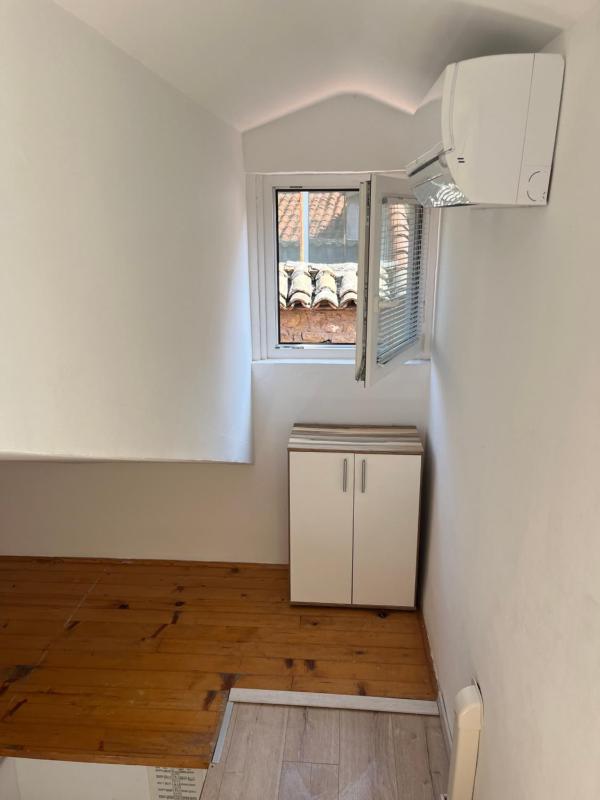 Standard Double or Twin Room with Balcony image 3