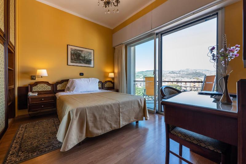 Single Room image 1