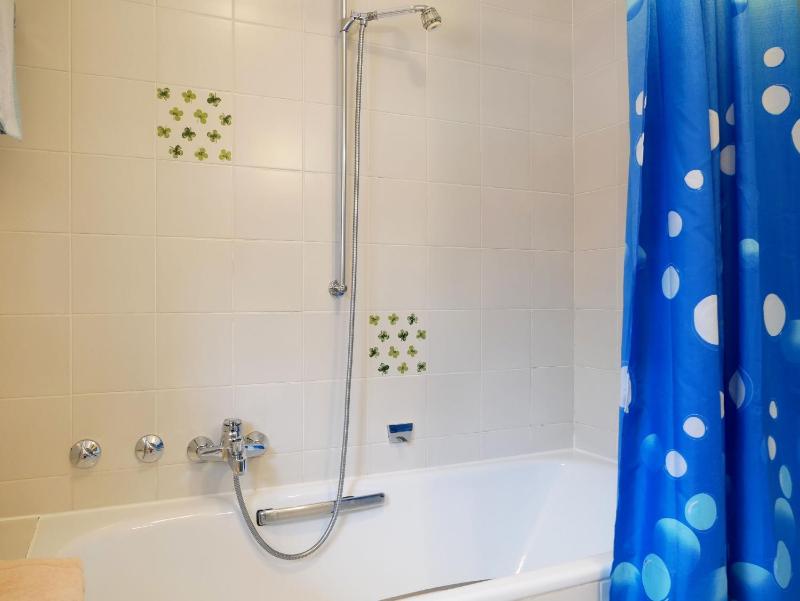 Double Room with Balcony image 2