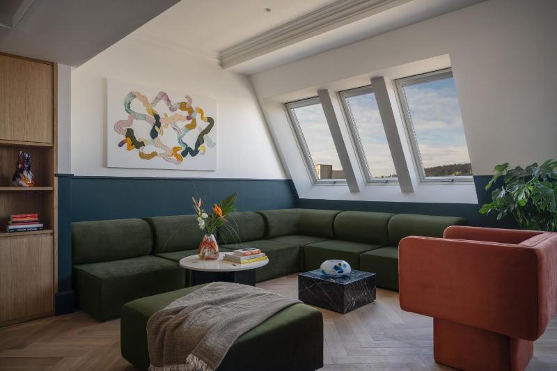 Presidential Suite image 4