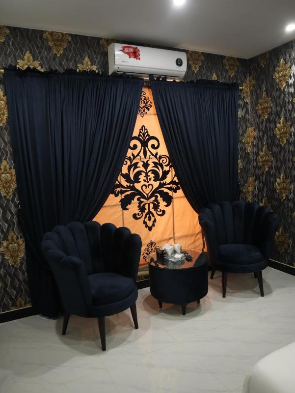 Double Room image 2