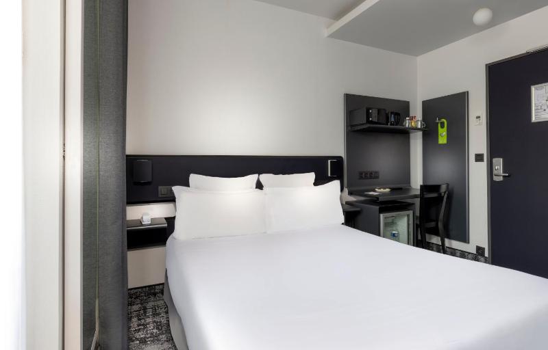 Comfort Double Room image 1