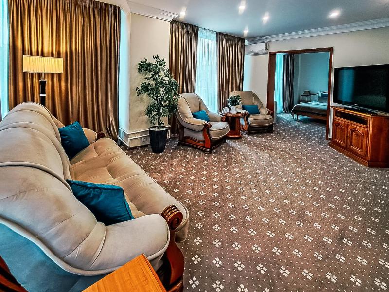 Suite image 2