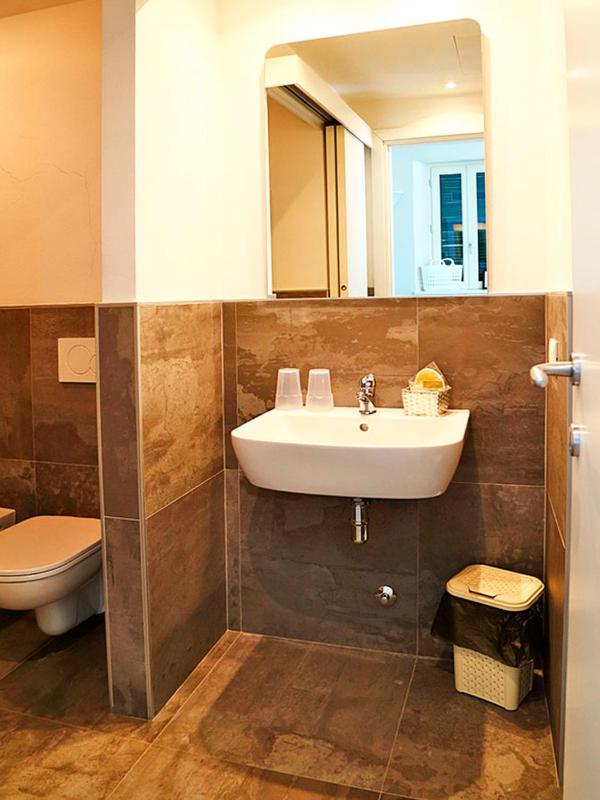 Apartment image 3