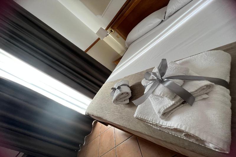 Superior Double Room image 3