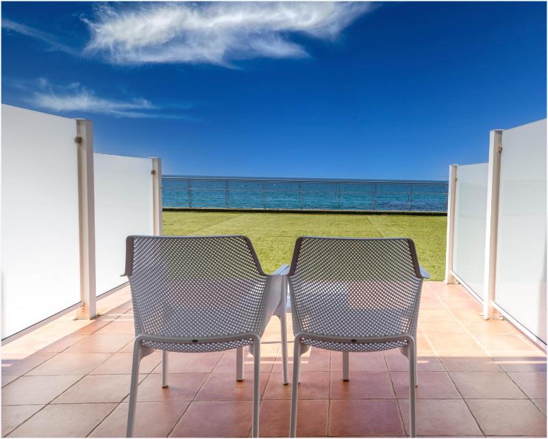 Standard Room - Sea View image 3