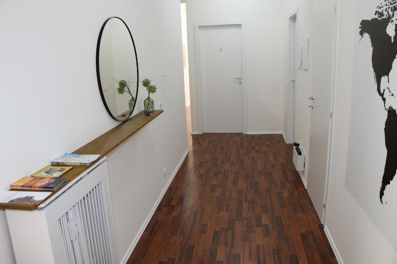 Alexander House Verona - image 4