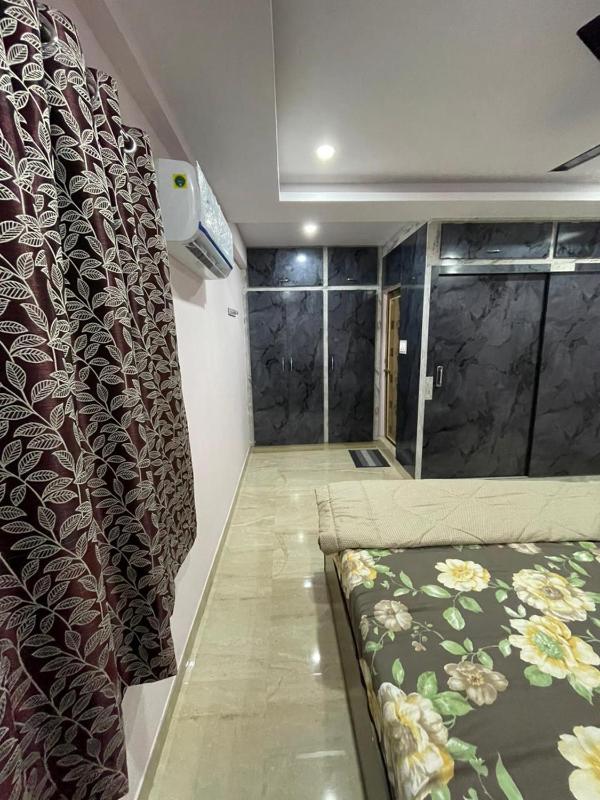 Servostay Furnished 3 BHK in Prime Location Near Arilova - 3rd Floor - image 5
