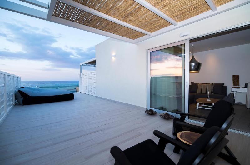 Suite with Sea View - Private Pool image 1
