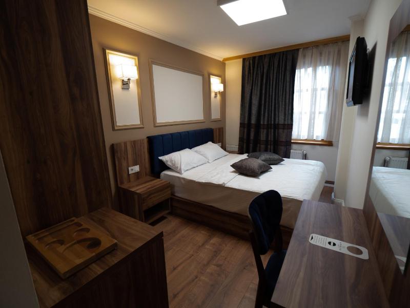 Amber Hotel - image 12