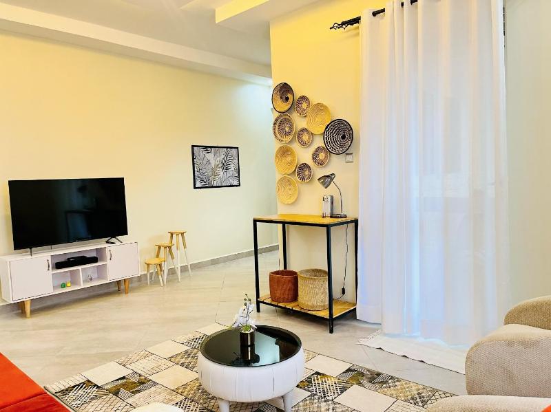 Apartment Unit- Sunset - image 13